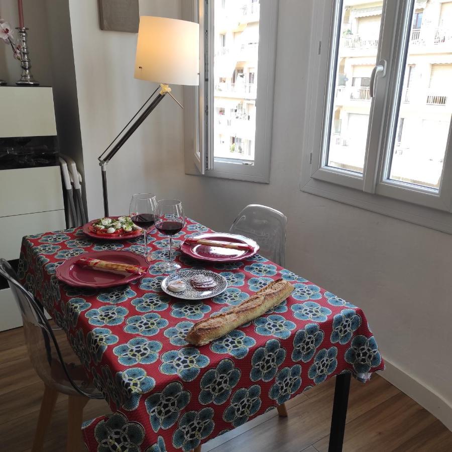 Grand Studio Confortable Au Coeur De Nice Luaran gambar