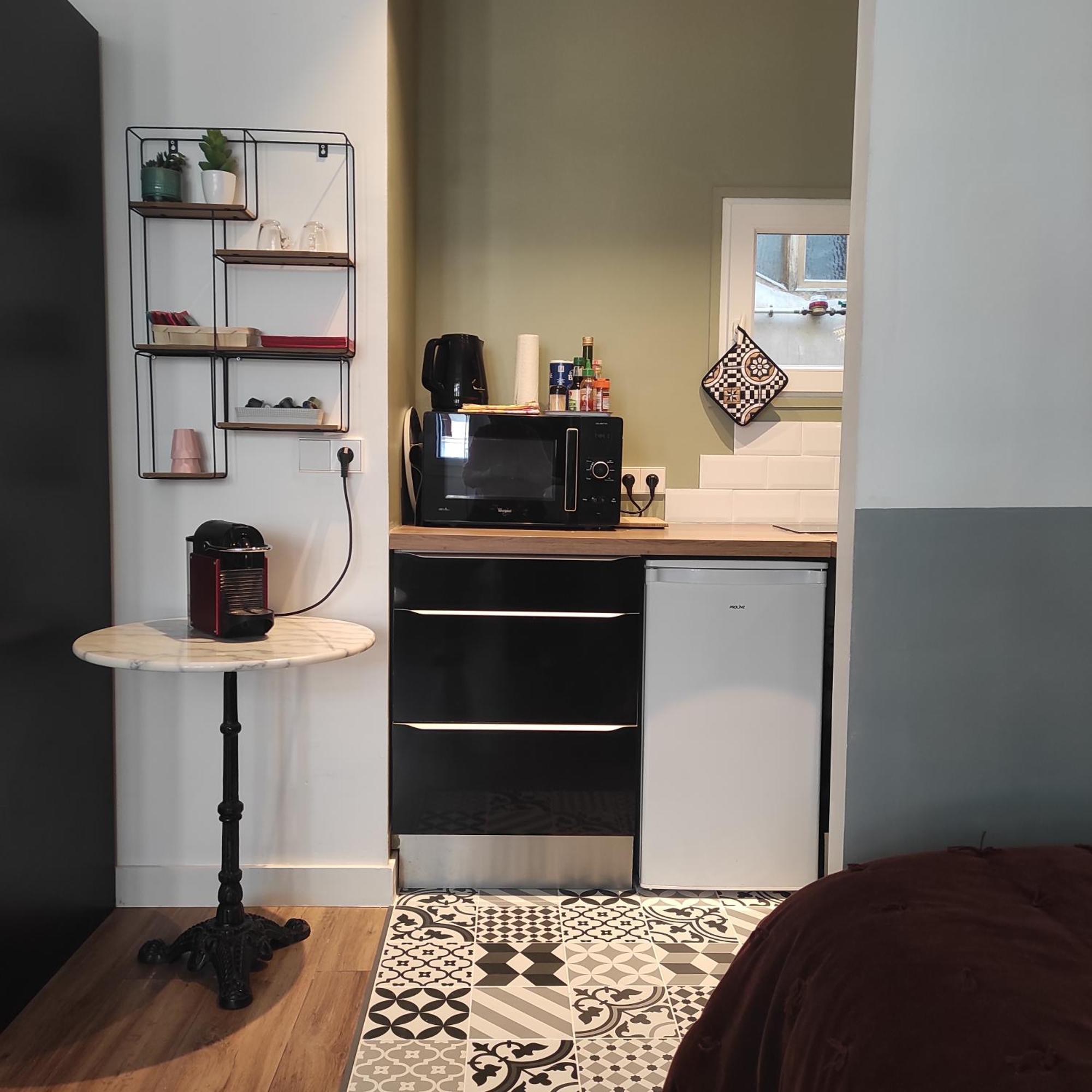 Grand Studio Confortable Au Coeur De Nice Luaran gambar